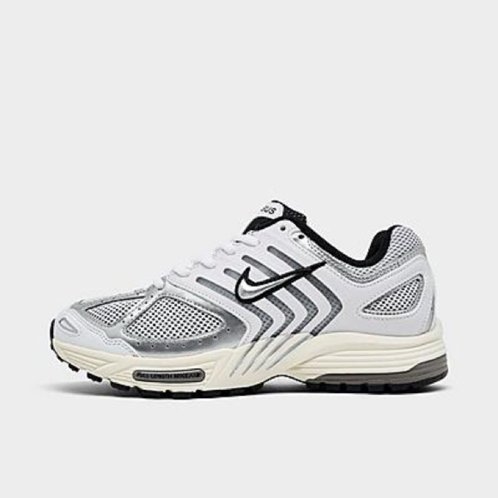 Nike Women's Air Pegasus Shoe 9